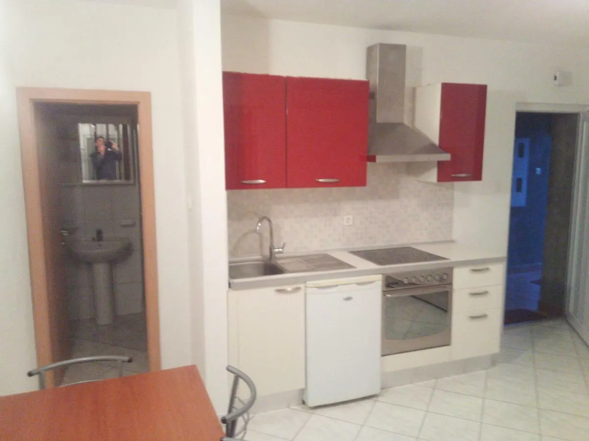 Apartment Melani 풀라
