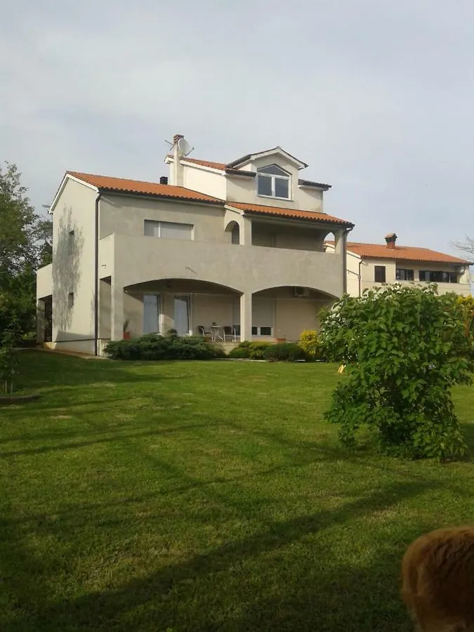 Apartment Melani Póla Horvátország